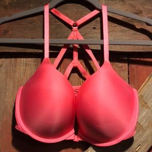 Victoria’s Secret front close bra
